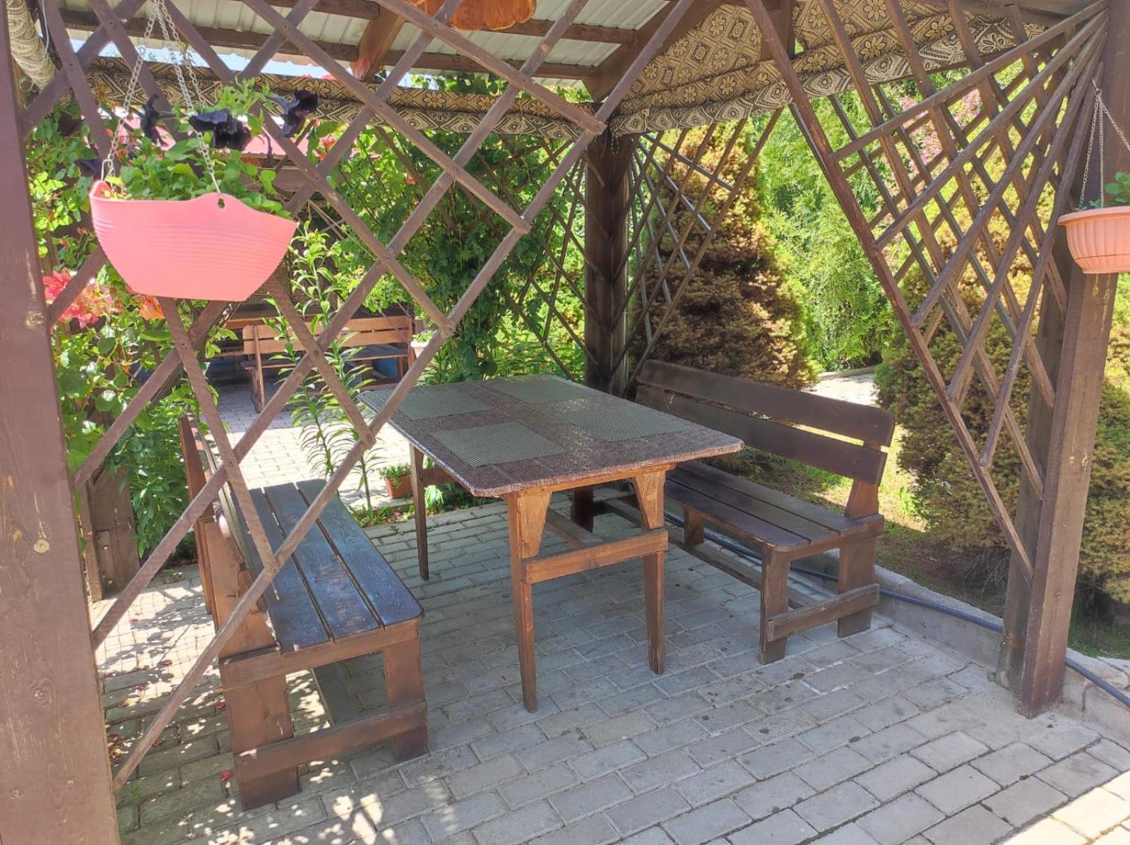 В Гостях На Иссык-Куле Hotel Cholpon-Ata Exterior photo